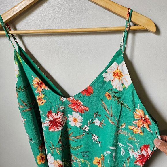 NWT ESSUE GREEN FLORAL V NECK SPAGHETTI STRAP MAXI DRESS SLIT SIDES SIZE L - Picture 7 of 15